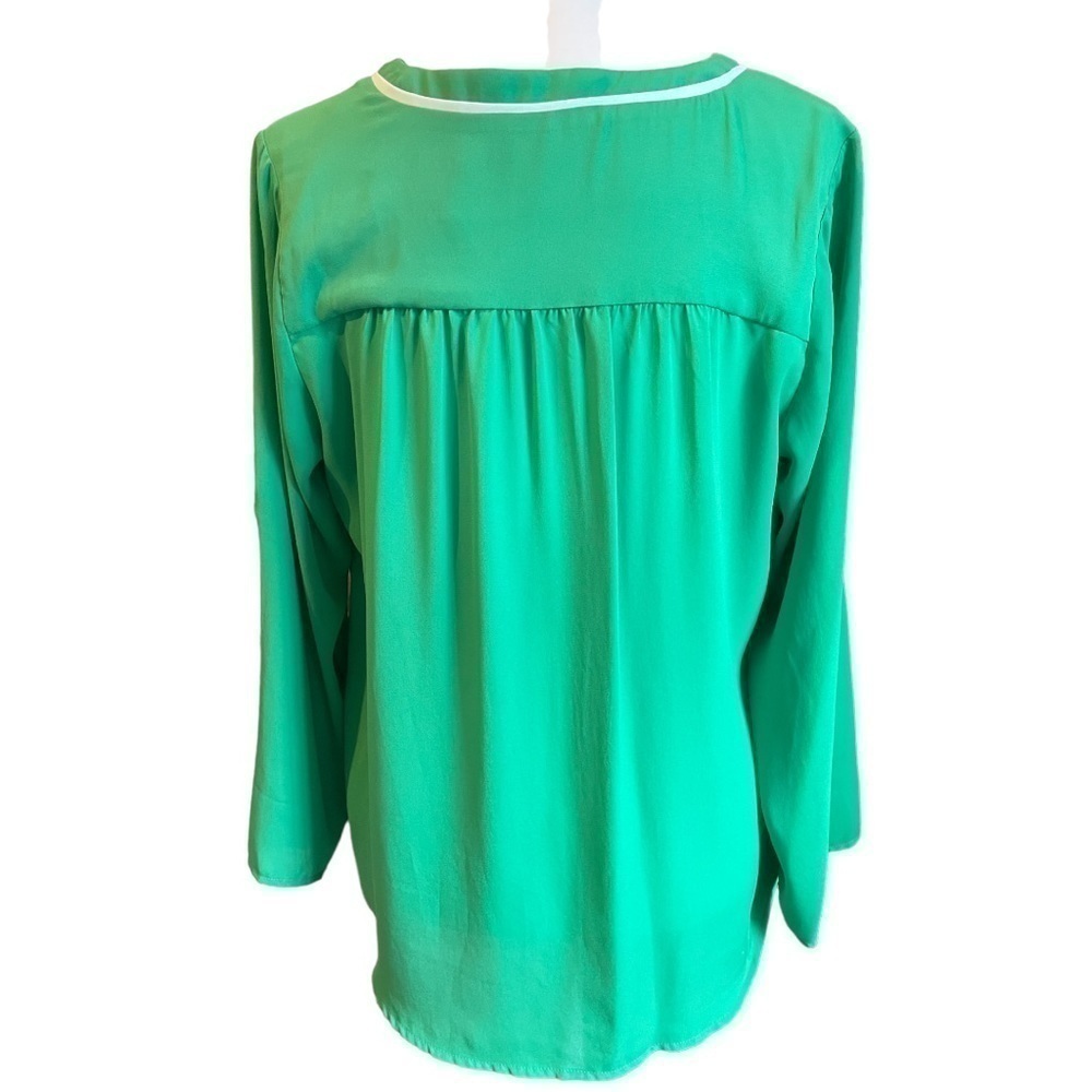 COLLECTIVE Concepts Long Sleeves V-Neck Green M - Picture 5 of 8